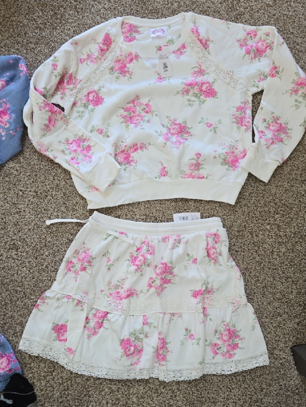 Shabby Chic Floral Skirt Sets in Blue and Cream with Pink Roses - Picture 3 of 5